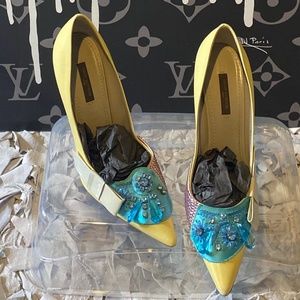 Louis Vuitton Leather Pumps